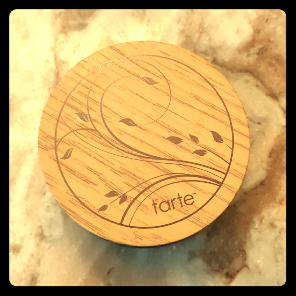 Tarte full coverage foundation powder- light beige
